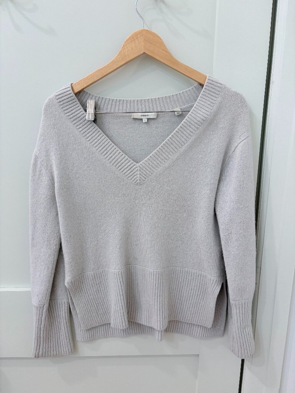 Vince Cashmere V Neck Sweater